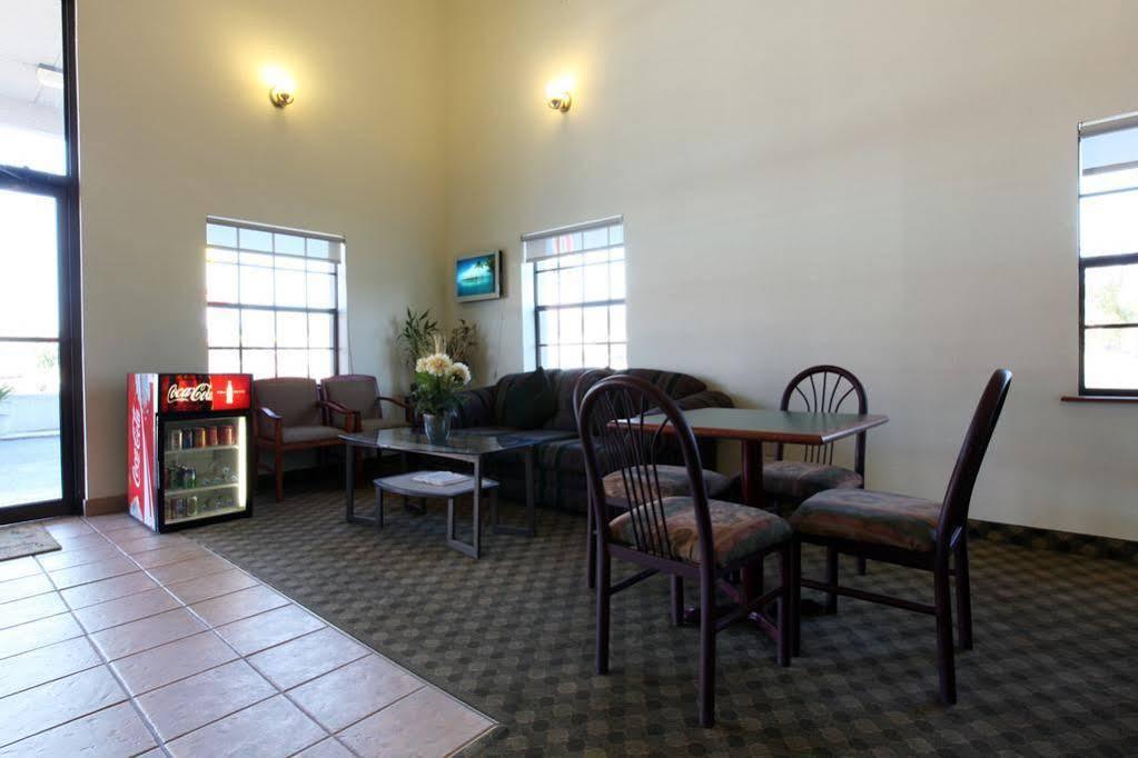 Americas Best Value Inn Arkadelphia Exterior photo