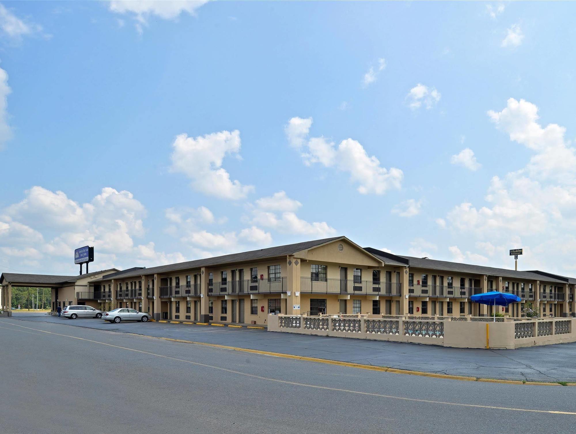 Americas Best Value Inn Arkadelphia Exterior photo