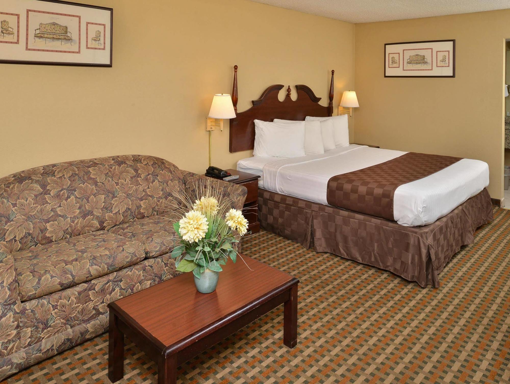Americas Best Value Inn Arkadelphia Exterior photo