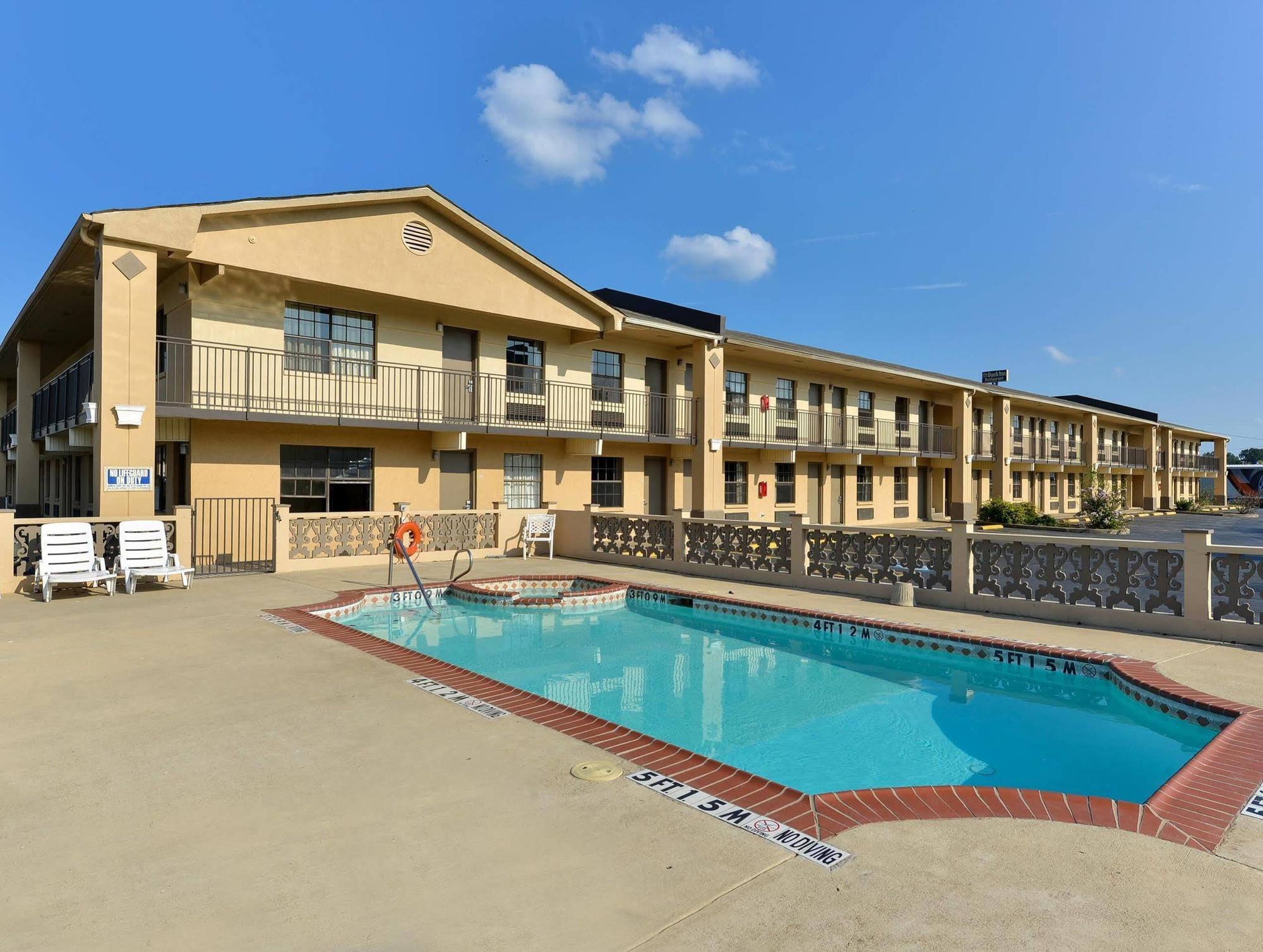 Americas Best Value Inn Arkadelphia Exterior photo